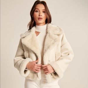 A&F Oversized Short SherpaLined Vegan Leather Coat